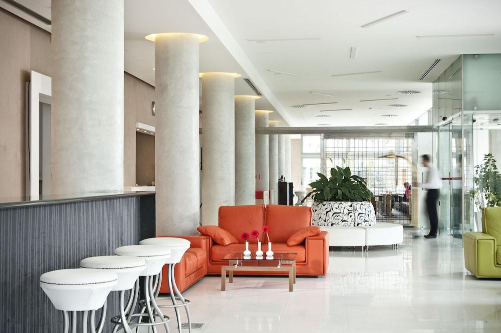 Civitel Olympic Hotel - Lobby Sitting Area
