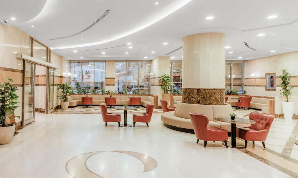 M Hotel Al Dana Makkah by Millennium - Lobby Sitting Area