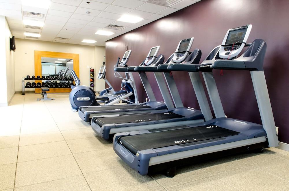 Hilton Arlington - Fitness Facility