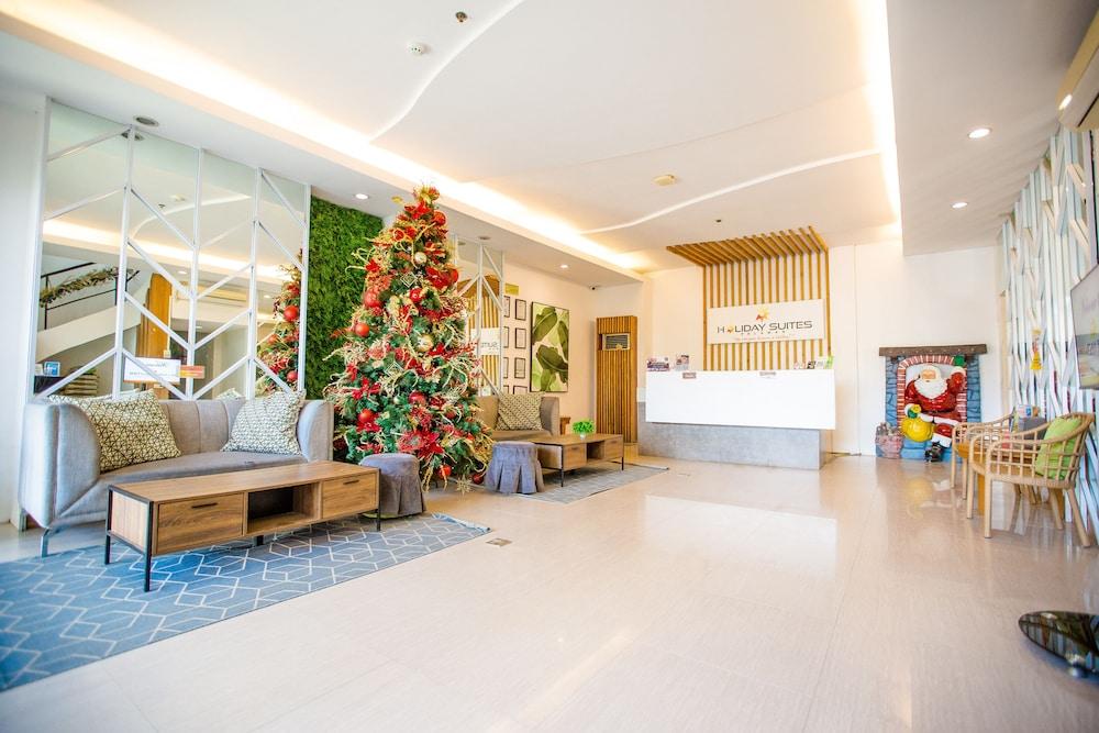 Holiday Suites Hotel & Resort - Reception