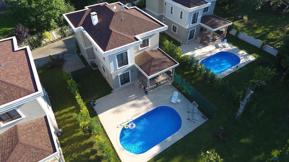Guzel Evler Family Resort - Aerial View