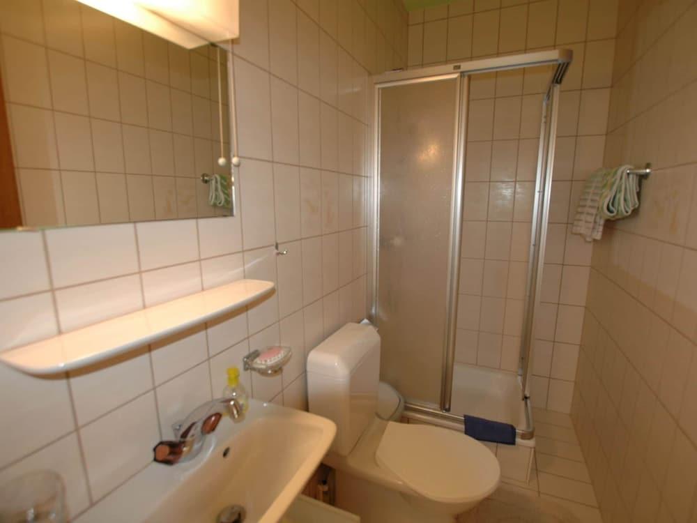 Apartment in Blatten With Mountain Views & Open Kitchen - Bathroom