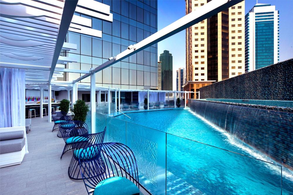دبليو الدوحة - Outdoor Pool
