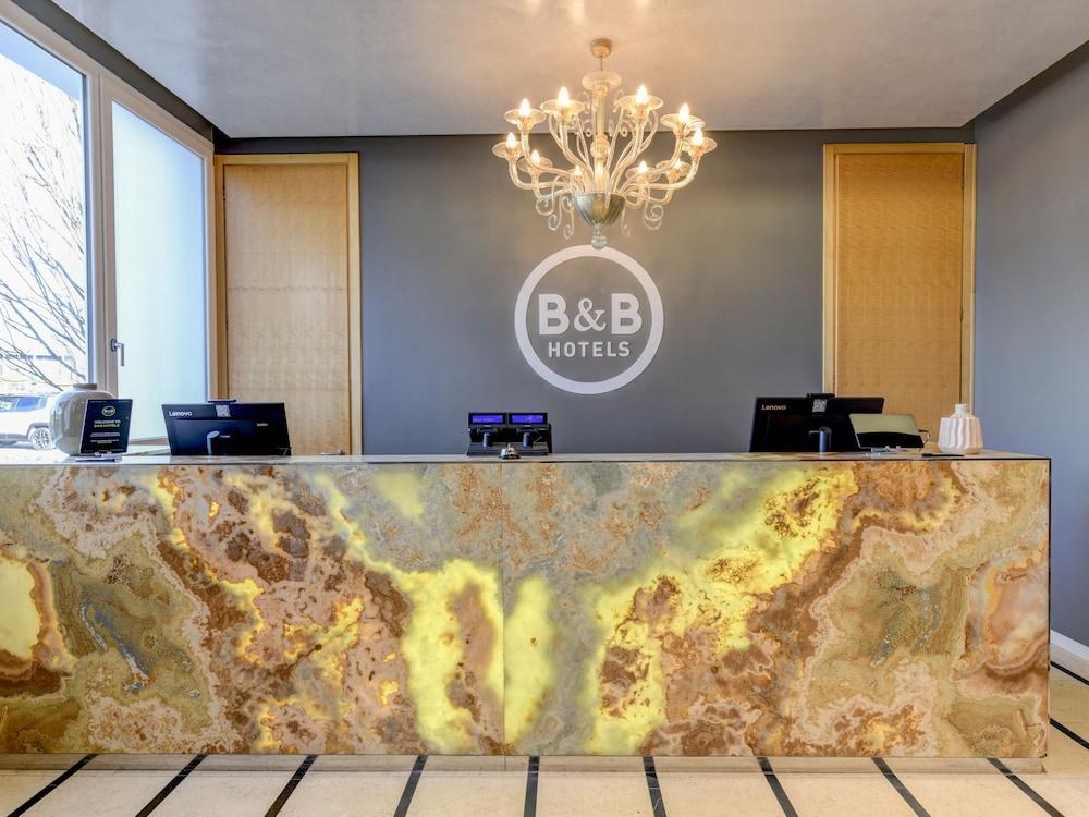 B&B Hotel Quarto d'Altino - Reception