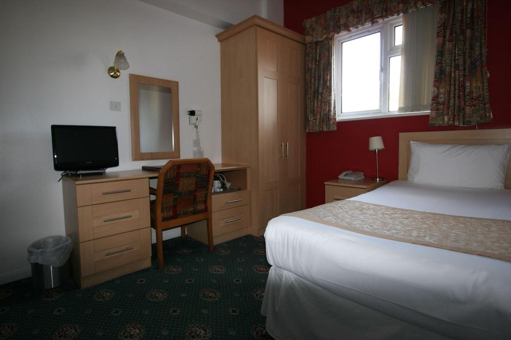 Grange Moor Hotel - Room