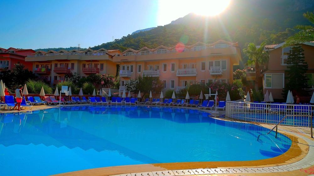 Oludeniz Turquoise Hotel - All Inclusive - Outdoor Pool
