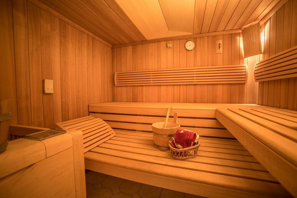 بالايس تراب - Sauna