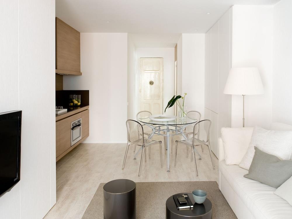 Eric Vökel Boutique Apartments - Sagrada Familia Suites - Room