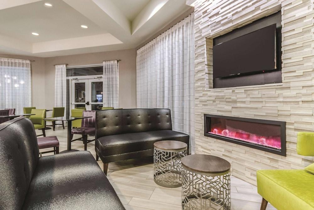 La Quinta Inn & Suites by Wyndham Grand Junction - Lobby