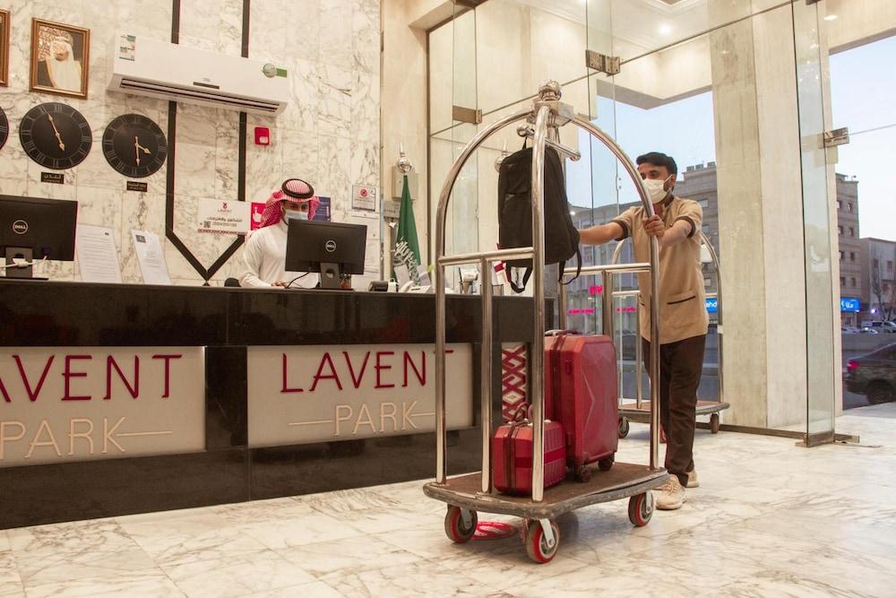 Lavent Park Hotel Suites - Lobby