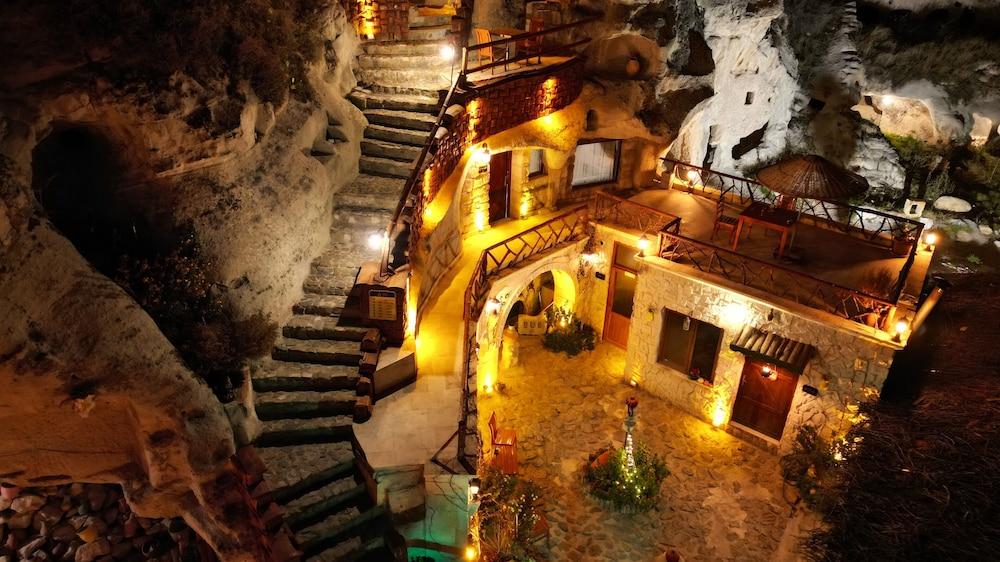 Cappadocia Nar Cave House & Swimming Pool - Exterior
