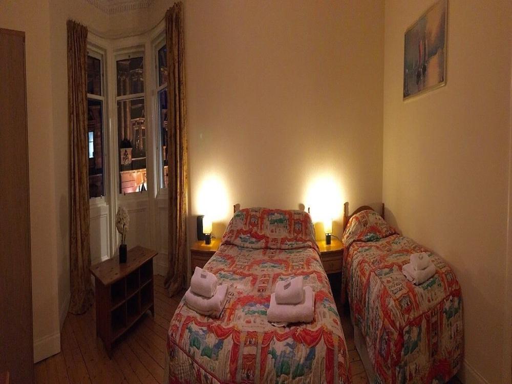 Menzies Apartment - Room