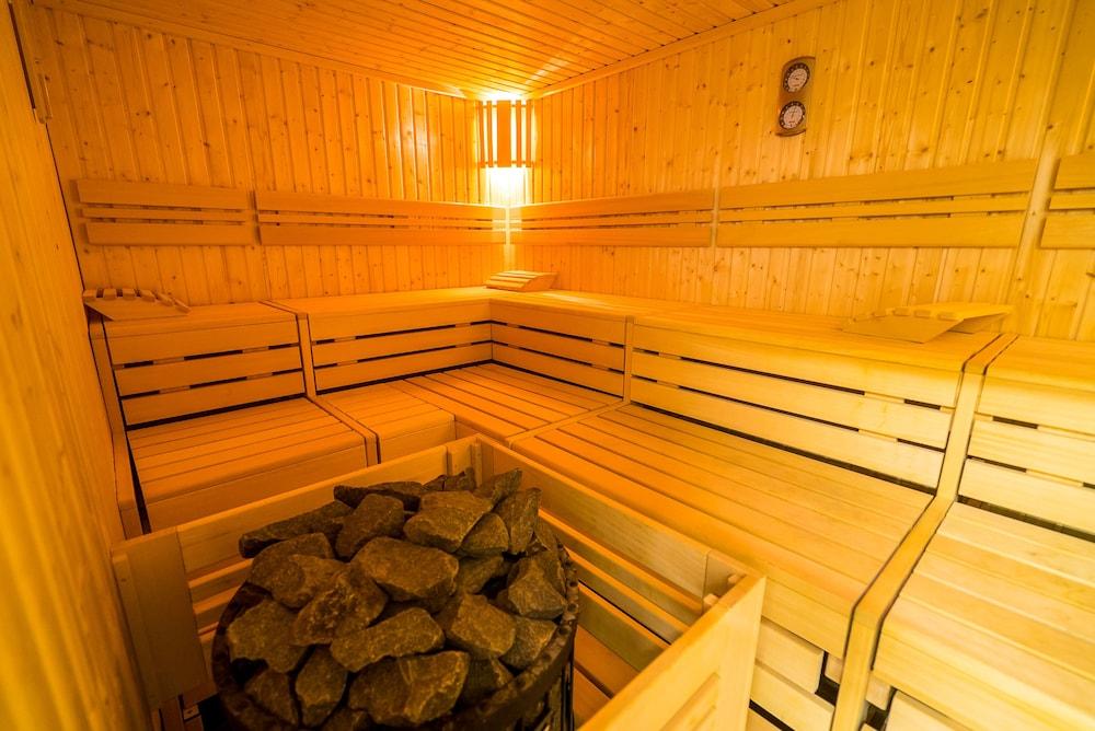 أول سويتس أبارت أوتل شوازي لو روا - Sauna