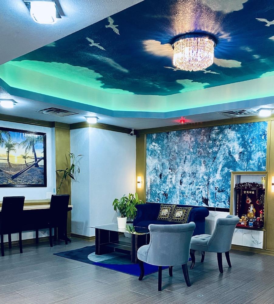 R Nite Star Inn & Suite - Lobby Sitting Area