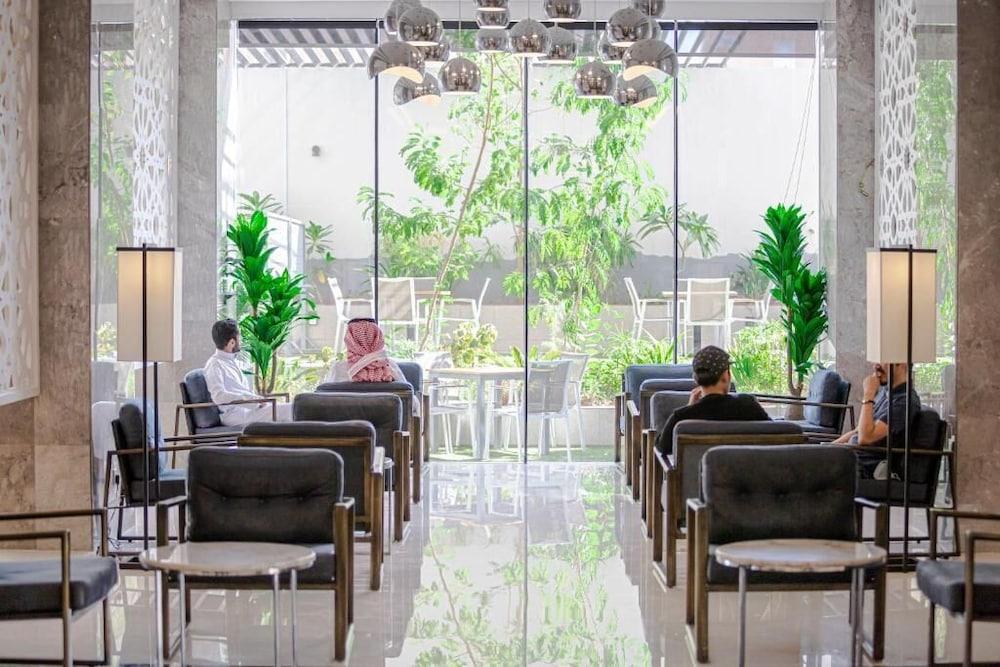 Hafawah Suites - Lobby