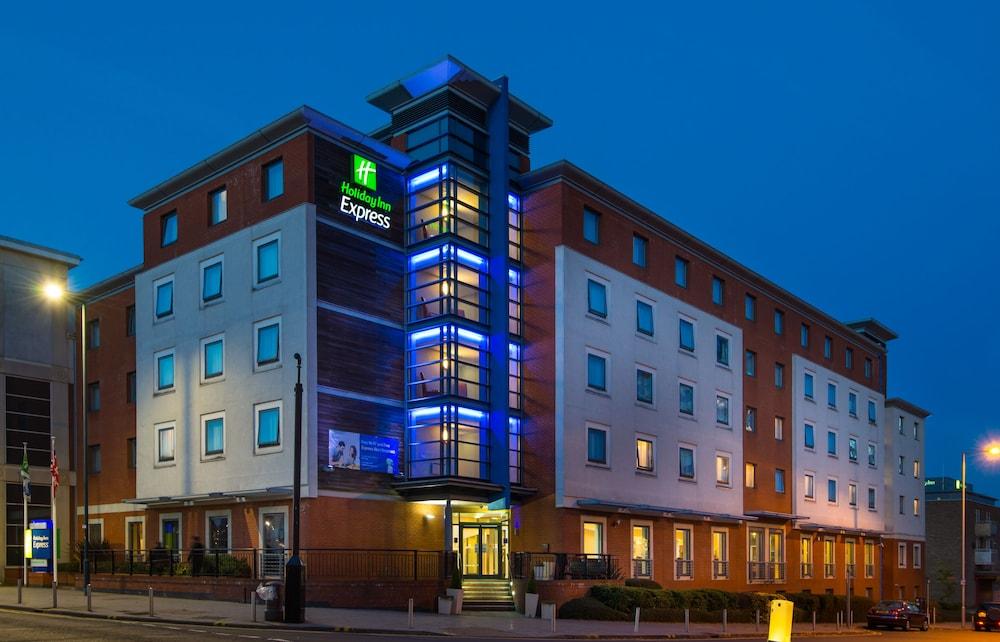 Holiday Inn Express Stevenage, an IHG Hotel - Featured Image
