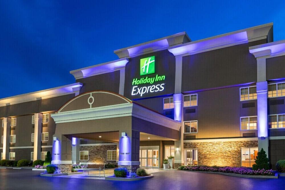 Holiday Inn Express Bowling Green, an IHG Hotel - Featured Image