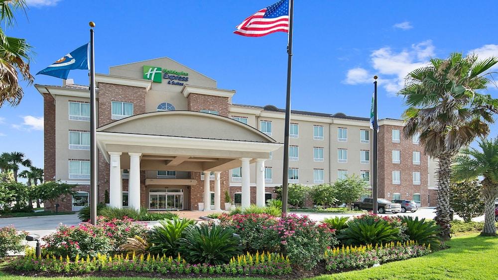 Holiday Inn Express & Suites Gonzales, an IHG Hotel - Featured Image