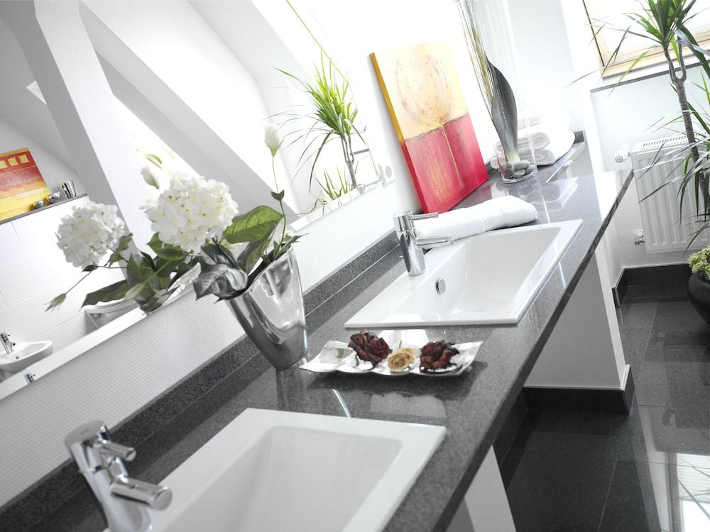 Hotel Domicil Lebensart - Bathroom