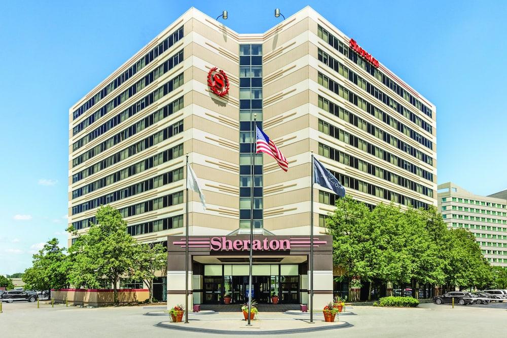 Sheraton Suites Chicago O'Hare - Exterior
