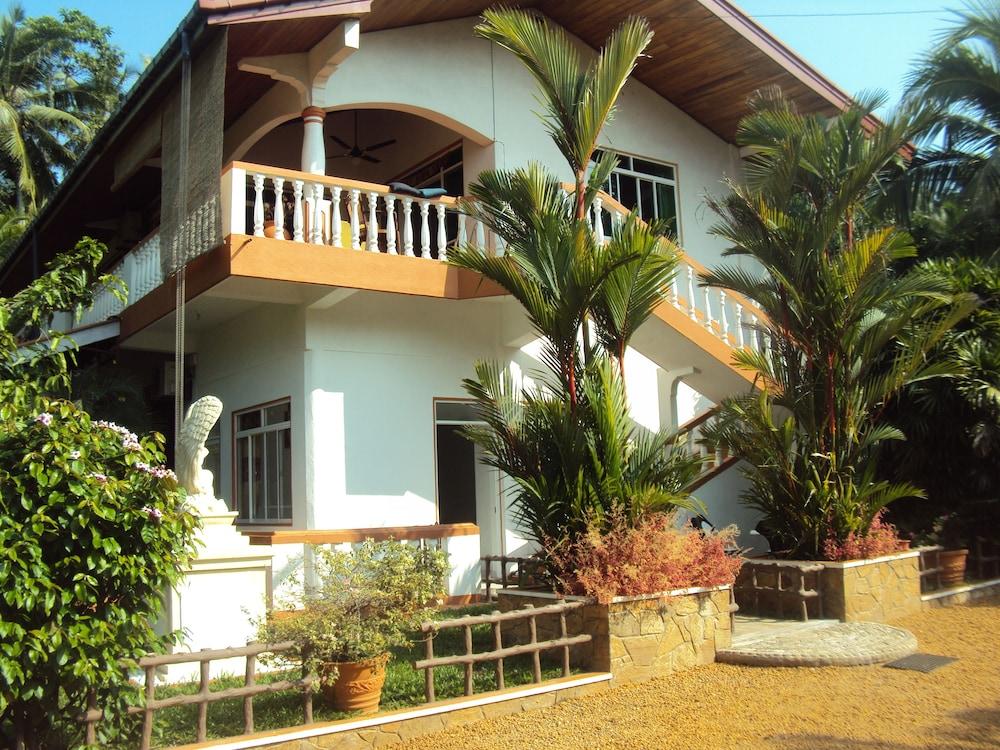 Angel Villa - Exotic Holidays in Private Villa Near Beach - Exterior