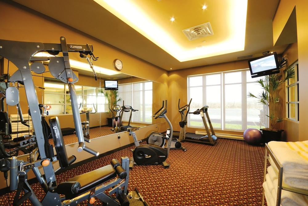 Imperia Hotel and Suites - Gym