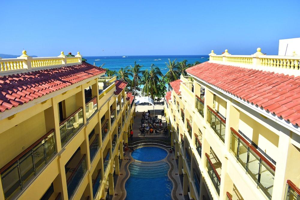 Golden Phoenix Hotel Boracay - Featured Image