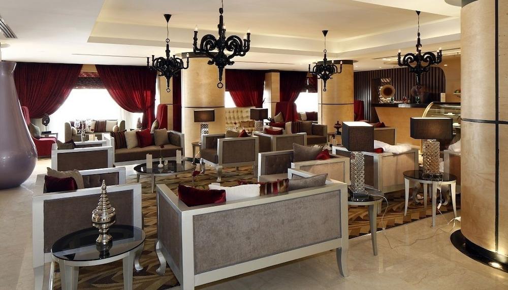 Grand Plaza Hotel-Takhasosi Riyadh - Lobby Sitting Area