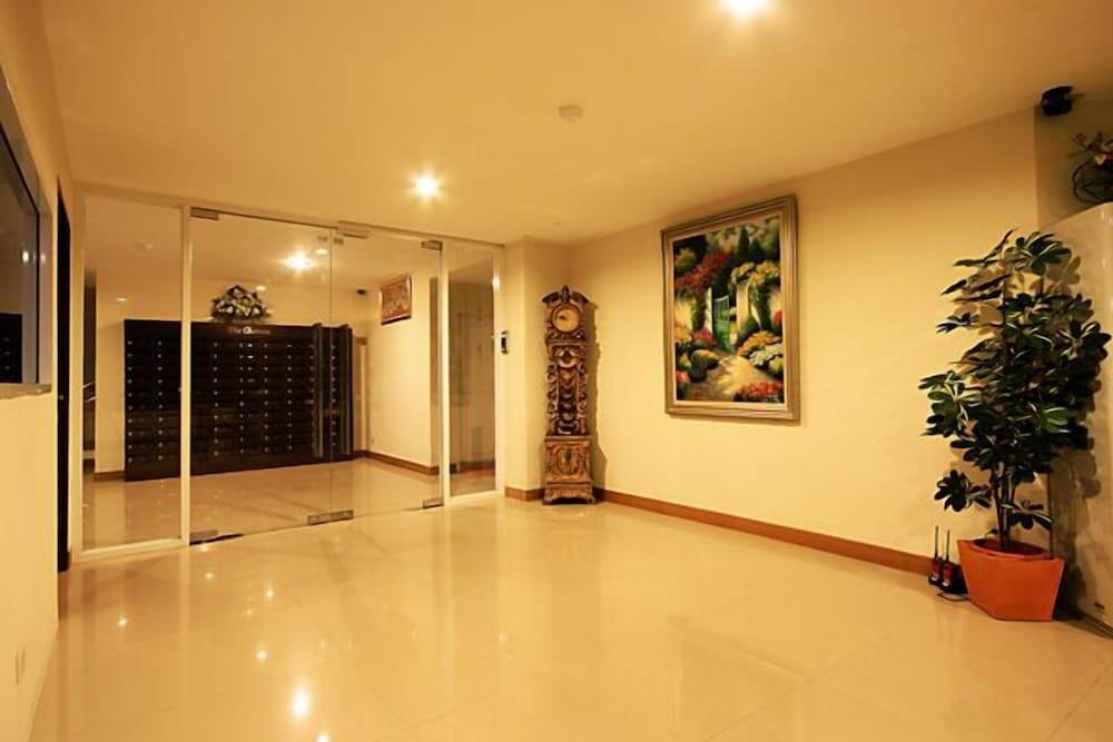 The Chateau Luxury Serviced Apartment - Interior