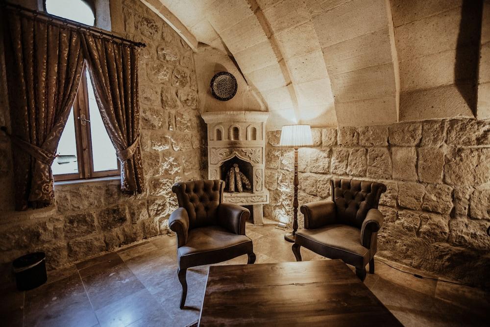 Alia Cave Hotel - Interior