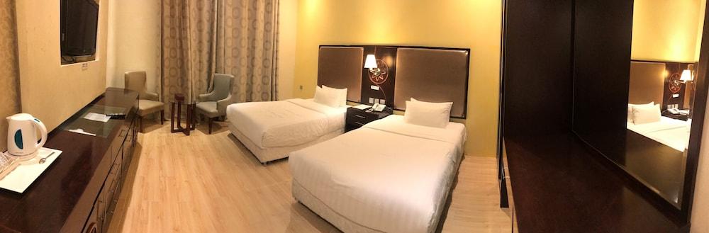 Rawdat Al Khail Hotel - Room