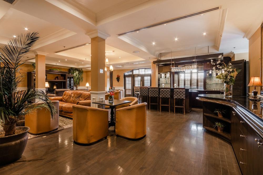 Le St-Martin Hotel & Suites Laval - Lobby Lounge