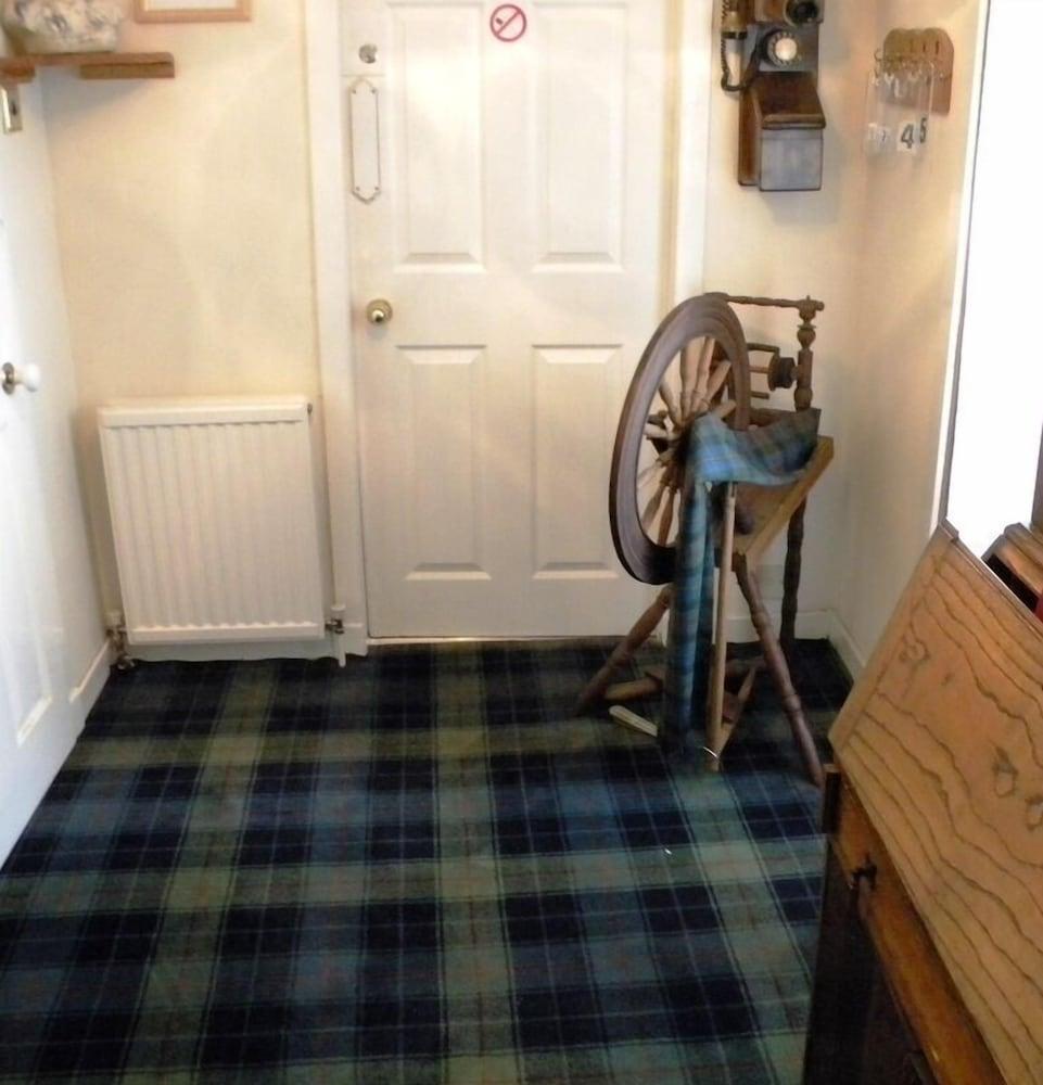 Hal O' The Wynd Guest House - Interior