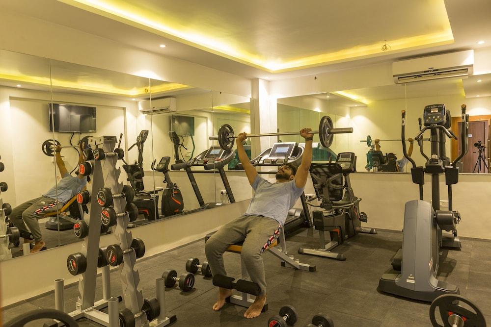 Grand Plaza Suites - Fitness Facility