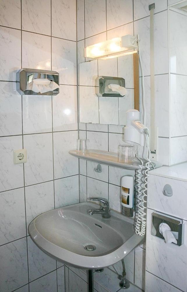 جاستهوف ريبستوك - Bathroom