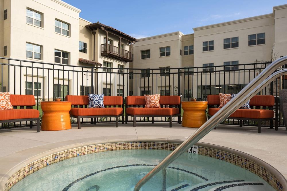 Residence Inn by Marriott Santa Barbara Goleta - Pool