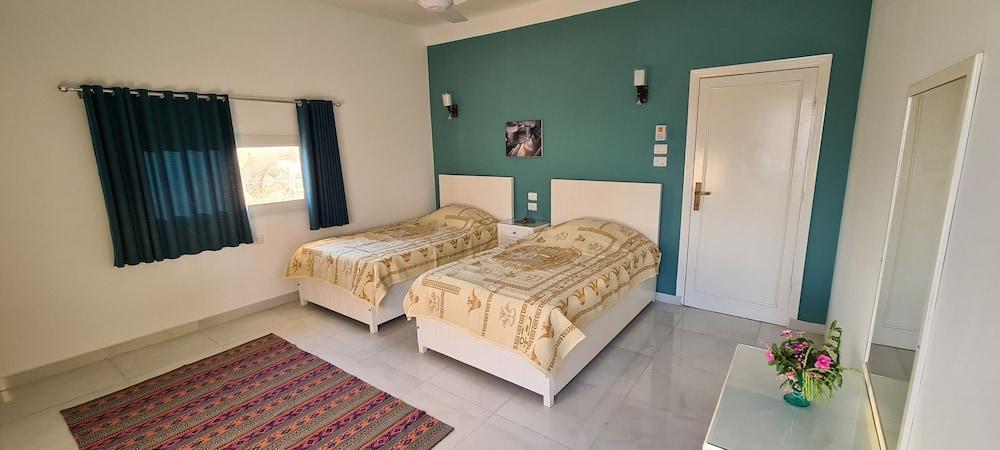 Senmut Luxory Apartments - Room