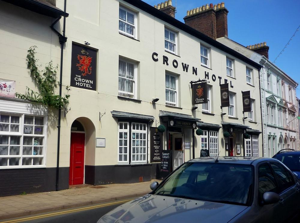 The Crown Hotel - Featured Image