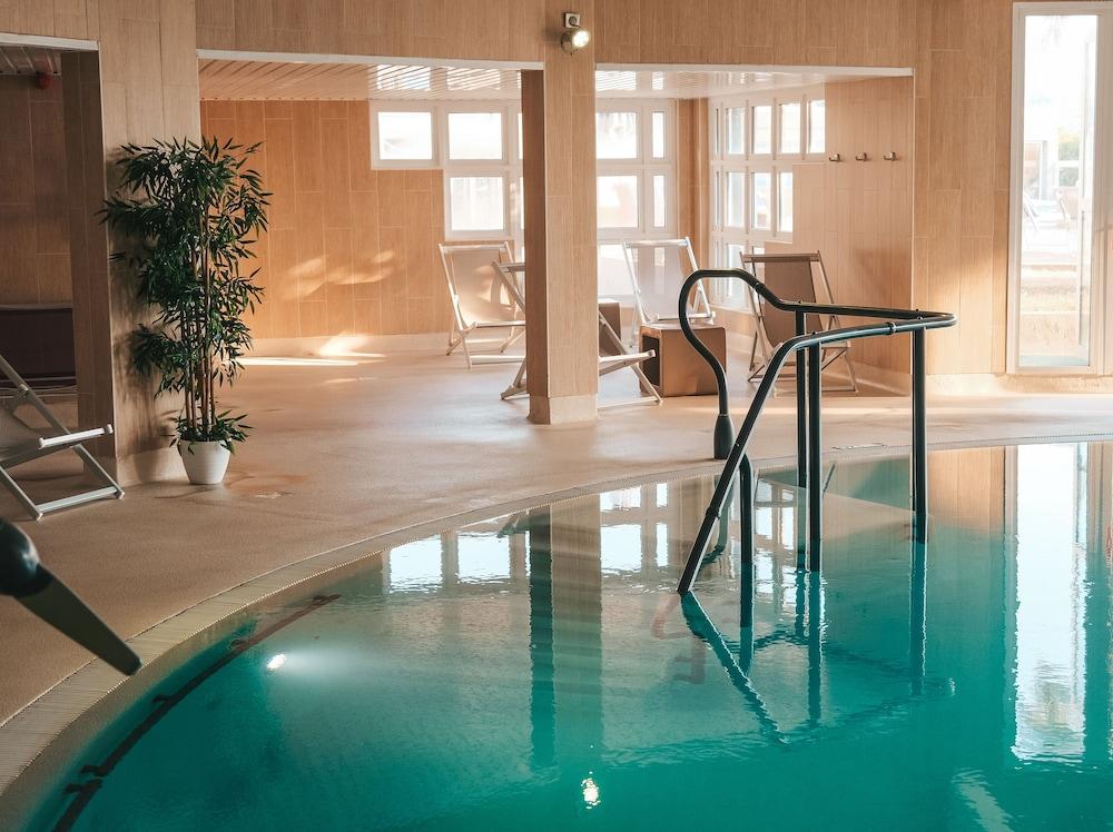 Hôtel & Spa - Thalazur Antibes - Indoor Pool