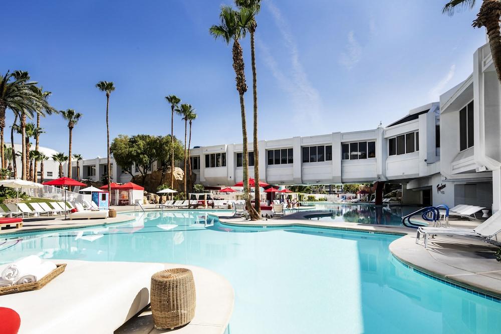 Tropicana Las Vegas - a DoubleTree by Hilton Hotel - Pool