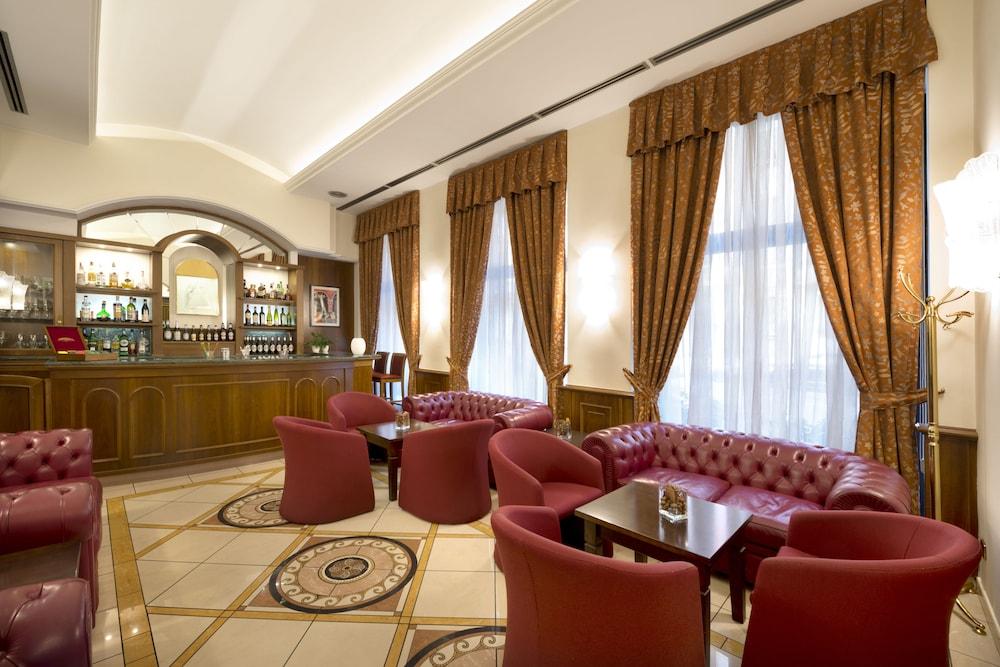 Lancaster Hotel - Lobby Lounge