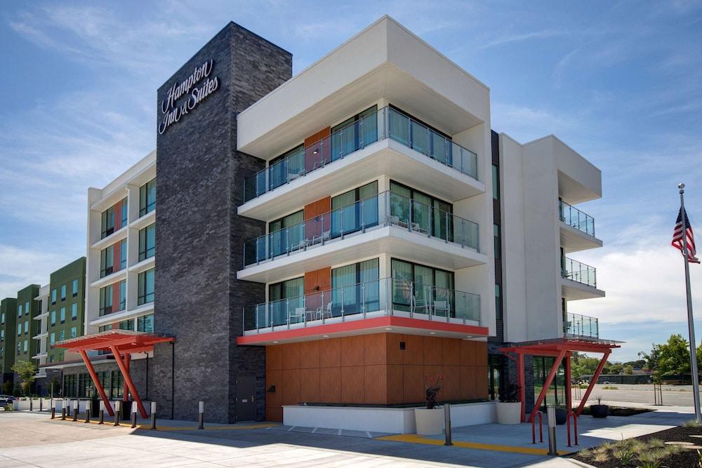 Hampton Inn & Suites Sunnyvale Silicon Valley - Exterior