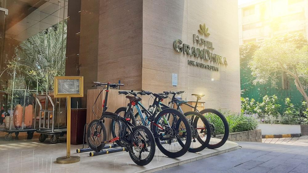 Hotel GranDhika Iskandarsyah - Sports Facility