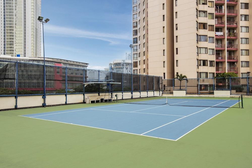 Horison Ultima Suite & Residence Rasuna Jakarta - Tennis Court