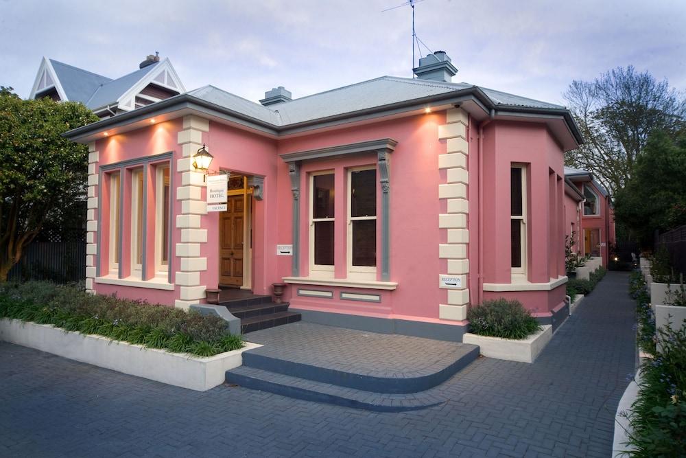The Classic Villa - Exterior
