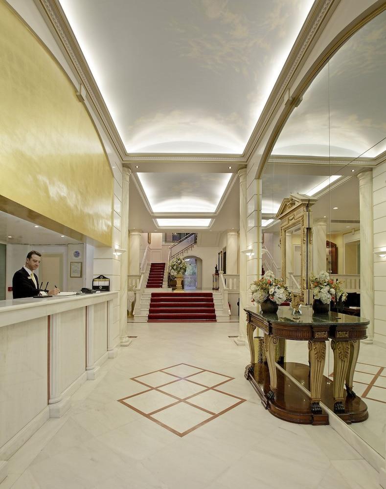 Theoxenia Palace Hotel - Lobby Lounge