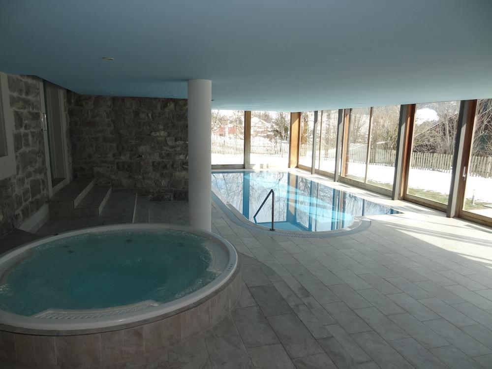Luxury Apartment, Panoramic Mountain Views, 5 Spa Facilities - 4 Bedroom - Featured Image