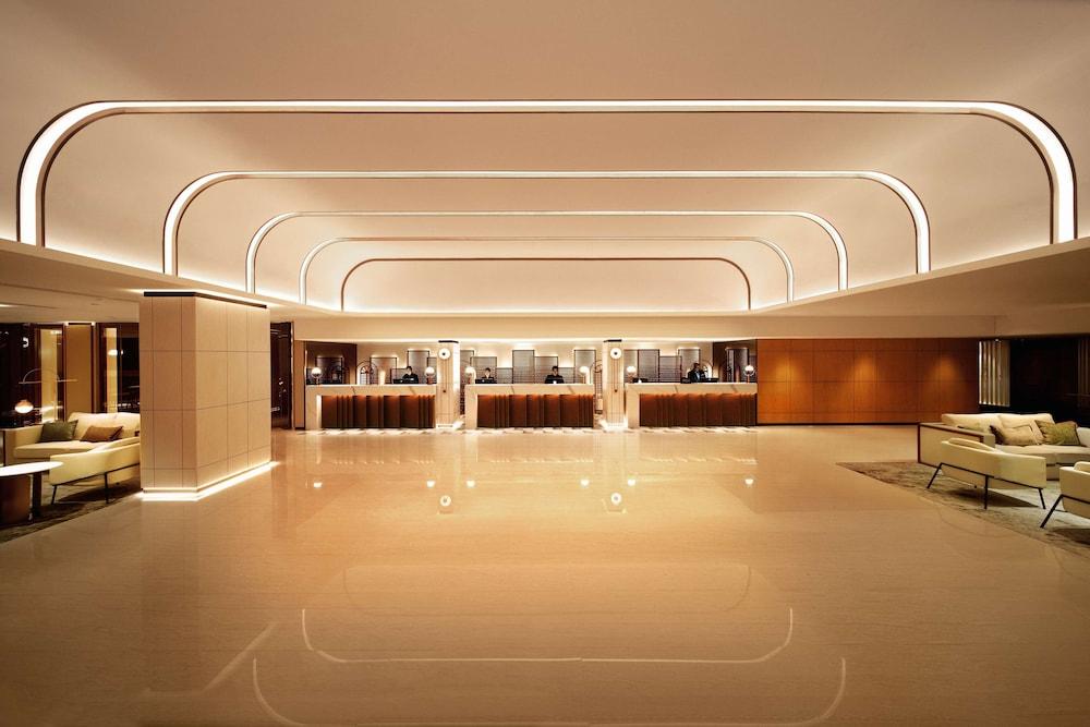 Hilton Petaling Jaya - Lobby