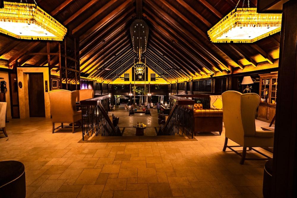 STORY Seychelles - Lobby Lounge
