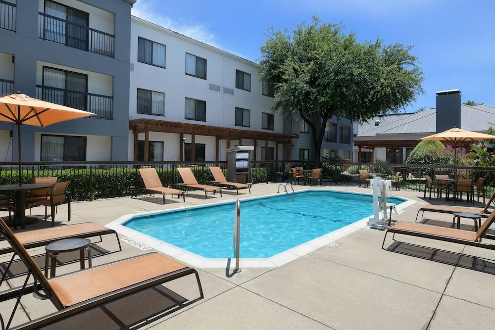 Courtyard By Marriott Dallas DFW Airport North/Irving - Pool